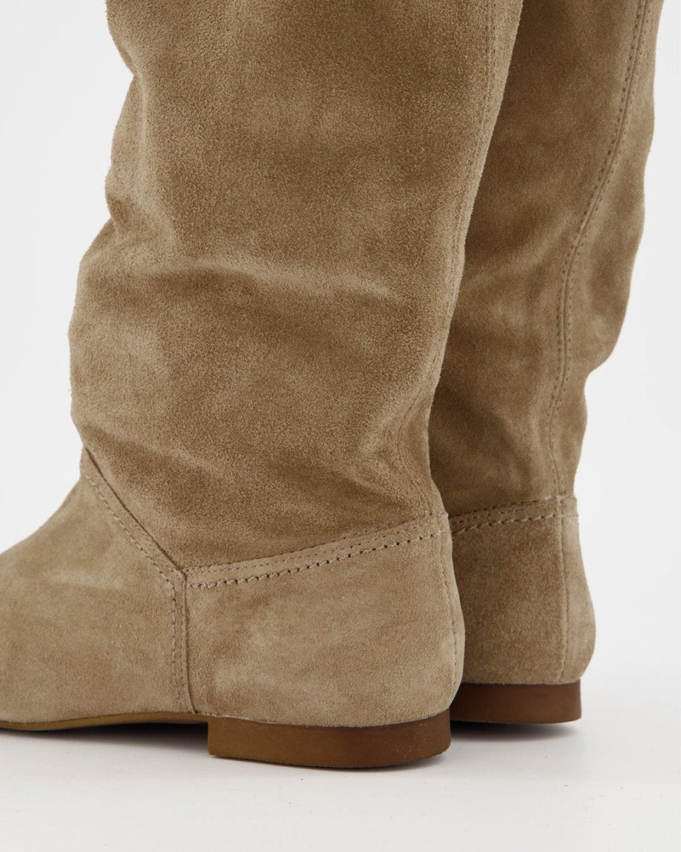 Women's Sumtachi Suede Boots Taupe