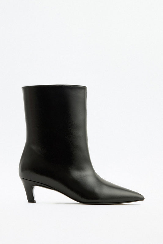 Women's Aria Leather Ankle Boots Pointed Toe Black