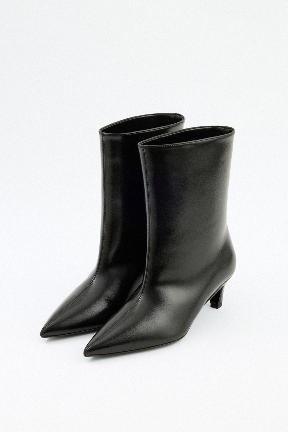 Women's Aria Leather Ankle Boots Pointed Toe Black